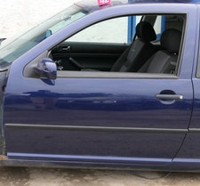 VW Golf 4 Tür vorne links