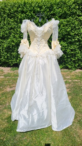 Brautkleid cremfarbig 36 - brautkleid,