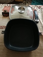 GSW Fett-Trenn-Pfanne 28x28 cm | Antihaft-Bratpfanne mit Glasdeckel viereckig