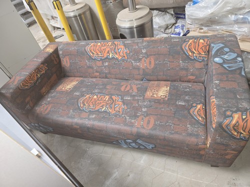 Designer couch im - couch,