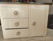 # altes kleines Schränkchen aus den 60er