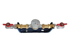 Wasserzähler-Garnitur mit