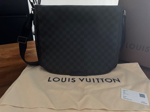 Louis vuitton messenger bag - louis,
