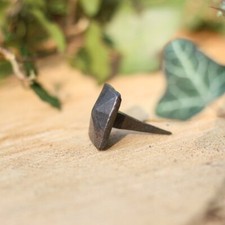Ziernagel viereckig - Antike Nägel geschmiedet - Nagel Schmiedeeisen Nagel
