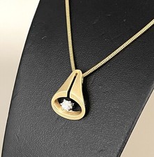 WUNDERSCHÖNER  ANHÄNGER