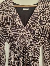 Schickes KLEID GR.40 NEUWERTIG