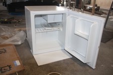 Gefrierschrank klein  H 0,50cm  B  0,45cm  T  0,45cm   Weiss