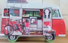 3 Blechdosen, 1 Reisemobil