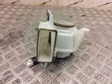 Toyota Prius (XW30) 2014