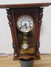 Nostalgische Wanduhr