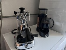 Espressomaschine La Pavoni Europicco mit dazugehöriger Kaffemühle
