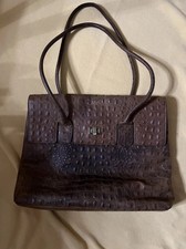 „Fanbag“Handtasche in Staußenoptik,brauntöne.