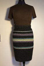 Trendiger gehäkelter Rock aus