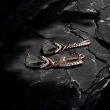 Luxus 585rg Gestempelte Ohrringe, Saphir, Rolled, 3.8 Gramm, Neu