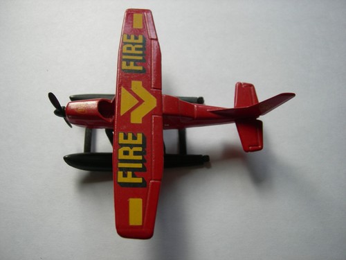 Matchbox cessna 210 fire - matchbox, 210.g