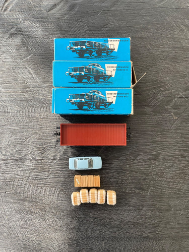 Märklin niederbordwagen - 4x,