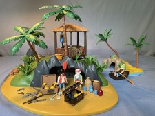 Playmobil Pirateninsel 3799 mit zusätzlicher Insel  und weiteren Palmen