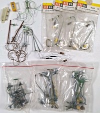 Konvolut BRAWA u.a. Modell-Leuchte Gittermastleuchten Straßenleuchten aus Abbau 