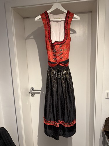 Klassisches dirndl mit bluse - mit,