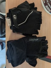 Fitness Handschuhe F3K1 Atmungsaktiv, Schnell Trocknend, Halbfinger