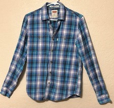 Levi’s Vintage Style Plaid