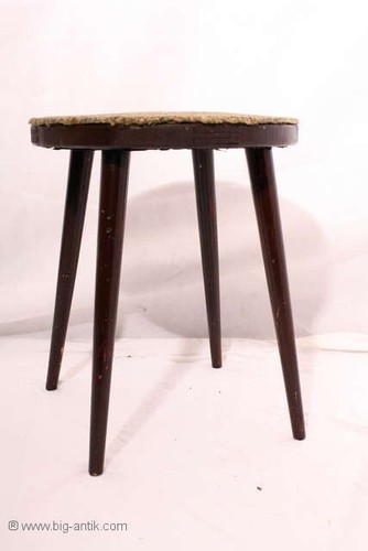 Wunderschöner antiker hocker - antiker,