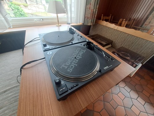 Technics 1210 mk7 - technics, sl-1210