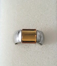 Schöner Band Ring mit