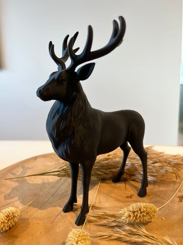Majestätischer hirsch - majestätischer, –