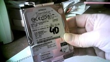 mini festplatte 40GB  für loptop dell D610 ,sie ist defekt