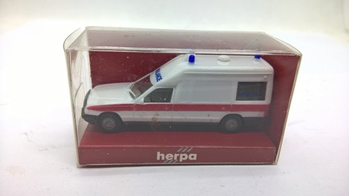 Herpa mercedes 300 w124 - herpa,