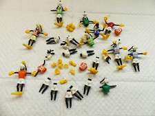 KINDER UBERASCHUNG  TEILE DER