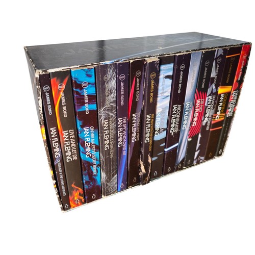 Ian fleming james bond book - 14,