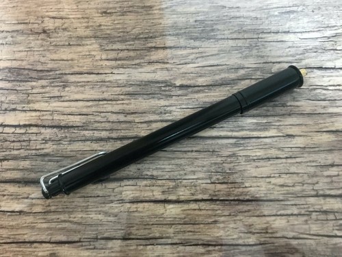 Luftpumpe schwarz oldtimer - luftpumpe,