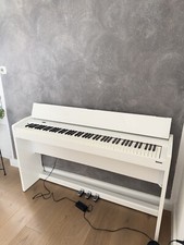 Roland Digital piano F-120