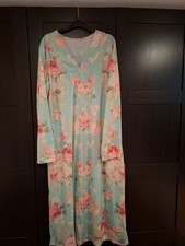 Kleid neu langärmlig - neu,