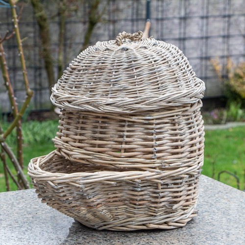 Zwiebelkorb aus rattan - zwiebelkorb,