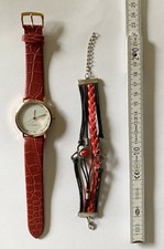 dachbodenfund, modeschmuck, 1 uhr, 1 armband und 2 kettenanhänger in blau