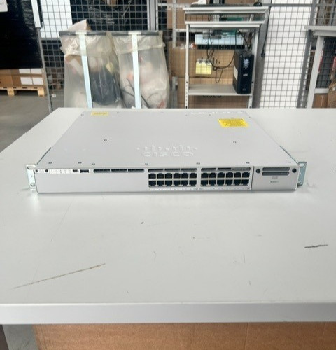 Cisco c9300 24p catalyst - cisco,