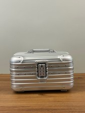 Rimowa Topas Beauty Case