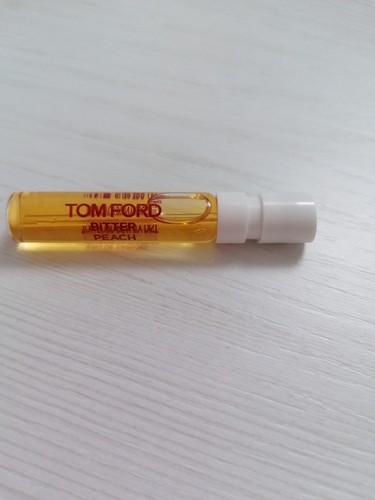 Tom ford bitter peach 2ml - peach,