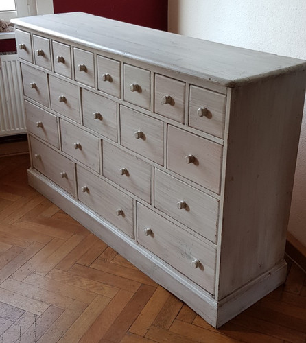 Alter schubladenschrank - alter?,
