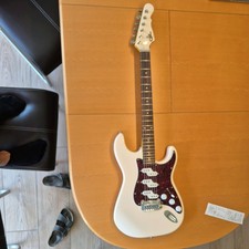 G&L Tribute Comanche Electric Guitar - Olympic White Top Erhaltung Neuwertig!