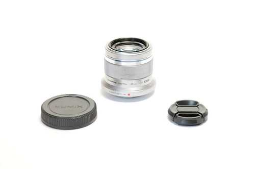 Olympus 45mm mft - mft, prime