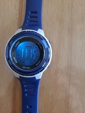 Digitaluhr Sport Uhr für Kinder mit Alarm Stoppuhr LED Licht Weihnachtsgeschenk