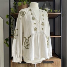 Zara besticktes Top L 12 14 ecru & grün Boho Bauern Ballonärmel einmal getragen