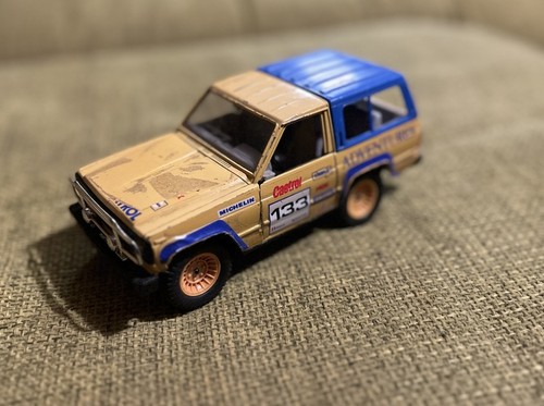 Polistil nissan patrol - nissan,