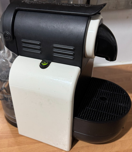Magimix nespresso essenza - essenza, m100