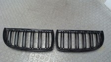 Kühlergrill / Nierenpaar ( Zubehör ) BMW E90 / E91/ 320i Sofortversand