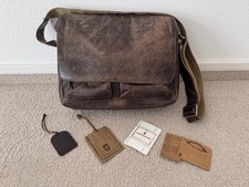 AUNTS & UNCLES "NICK" Leder